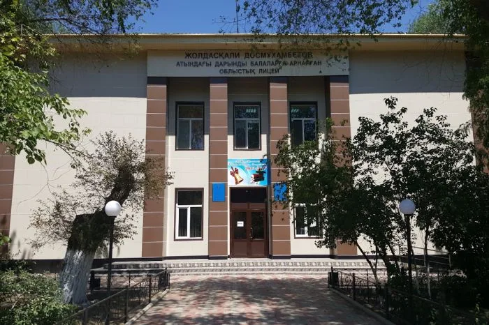 Лицей в Жилгородке: сентябрь без учебы и огня Атырау