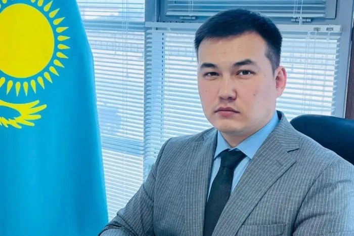 Битва за кирпичи: экс-глава строительства Жылыоя идет в суд против акимата Атырау