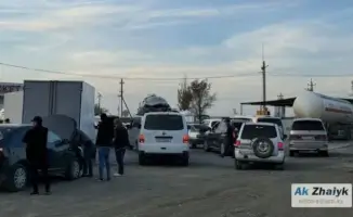 Атырау: Акимат объяснил причины очередей за автогазом