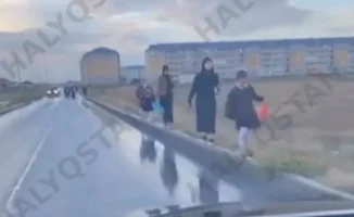 Первый же дождь вскрыл проблему: как дети пробираются к новой школе за миллиарды в Кульсары