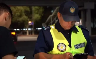В Атырау за неделю зафиксировано почти 2000 нарушений правил дорожного движения, что свидетельствует о необходимости повышения контроля на дорогах и улучшения соблюдения ПДД среди водителей.