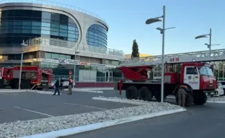 В Атырау произошло возгорание в гостинице Renaissance by Crystall: международные последствия инцидента