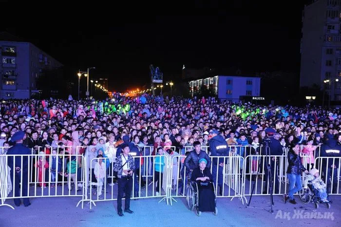 Отмена праздничных мероприятий ко Дню города в Атырау: отражение социальных настроений и вызовов общества Атырау
