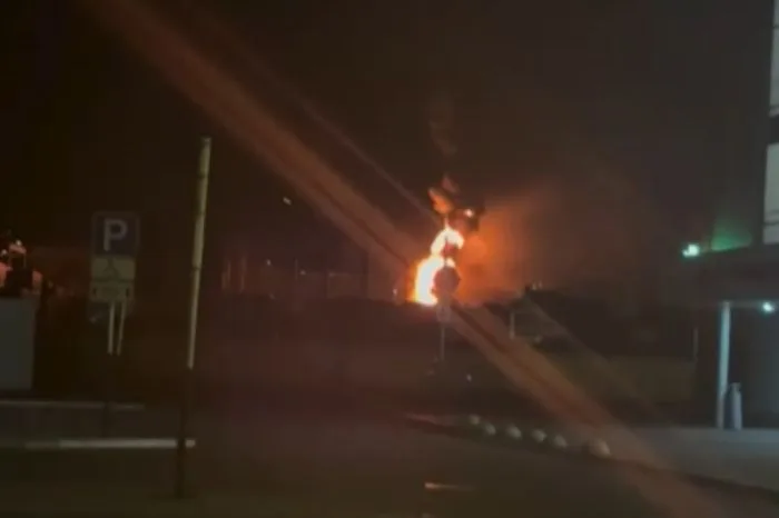 В порту Новороссийска произошло ЧП с танкером, перевозившим тенгизскую нефть. По предварительным данным, в результате инцидента пострадали несколько членов экипажа. Местные власти уже начали расследование обстоятельств происшествия. Киев отреагировал на и Атырау