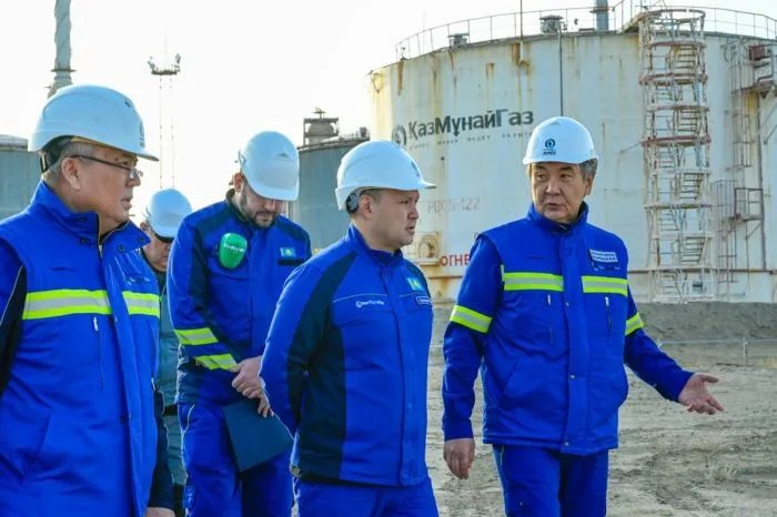 Глава КМГ оценил экологические инициативы Атырауского НПЗ: контроль за проектами в действии Атырау