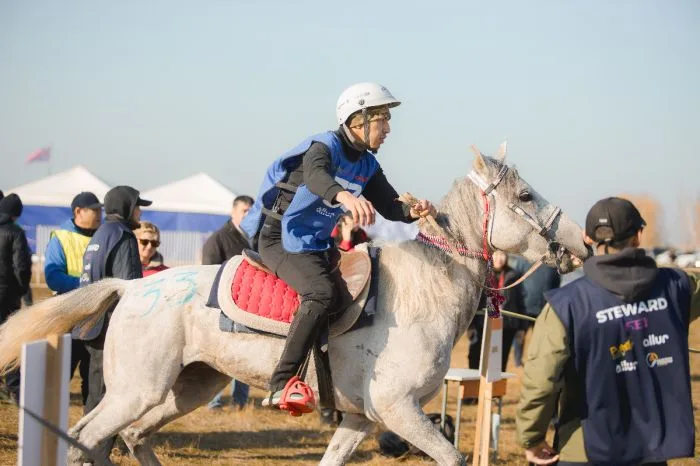 Казахстанские всадники: триумфальная симфония на пьедестале Allur Endurance CUP 2026 Атырау