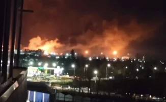 Дроны атаковали Омск: пожар на заводе «Омский каучук»