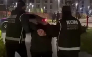 Заголовок: "Казахстанский хакер Атырау: В суде заявил о своей невиновности"