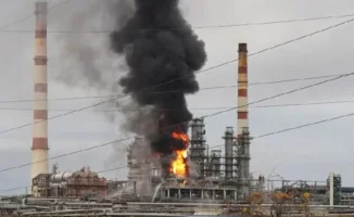 Ночная атака дронов на Рязанский НПЗ привела к масштабному пожару на заводе