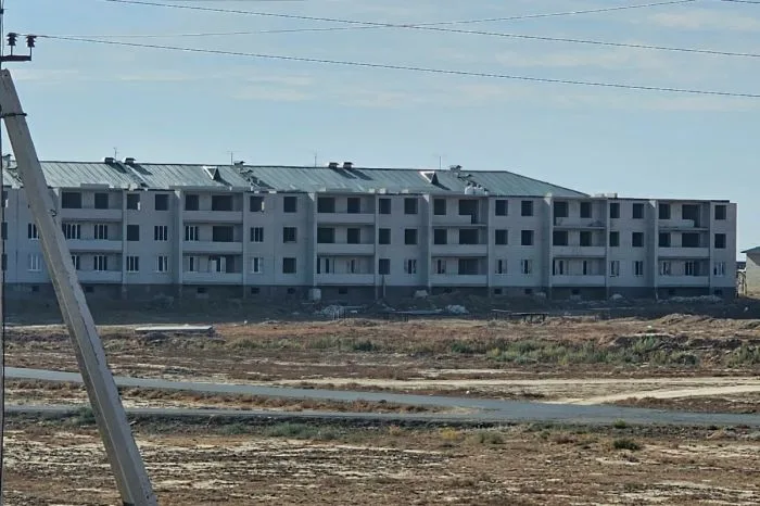 В Атырауской области Казахстана долгострои могут быть снесены: решение местных властей о борьбе с жилыми недостроями Атырау